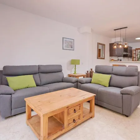 - Playa - En Urbanizacion Al Lado Del Mar إِستيبونا